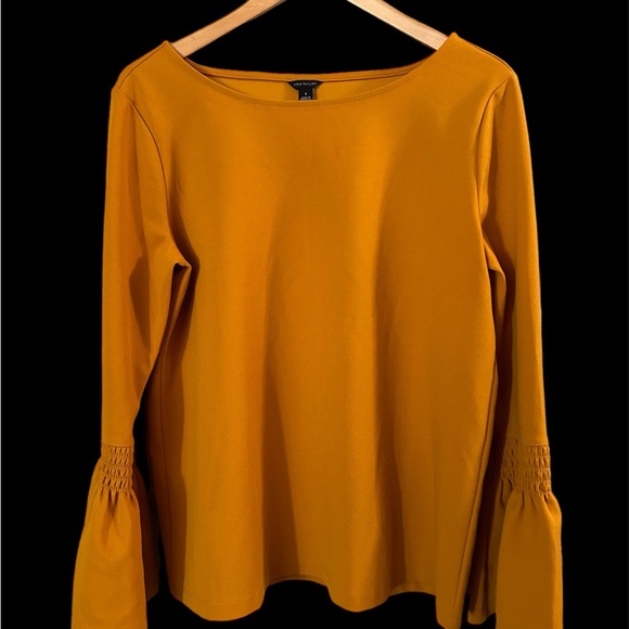 Ann Taylor M Mustard Marigold Yellow Bell Sleeve Top Blouse Classic stunning - Picture 3 of 9
